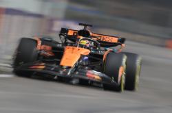 开云体育APP下载-关于法拉利翻盘迈凯伦，阿隆索扛起全队的信息