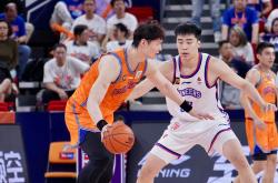 开云体育平台APP-广东队翻盘篮网，王哲林状态火热