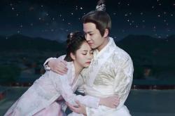 开云体育登录-跨越边界的赛场，当足球大陆遇见篮球血刃