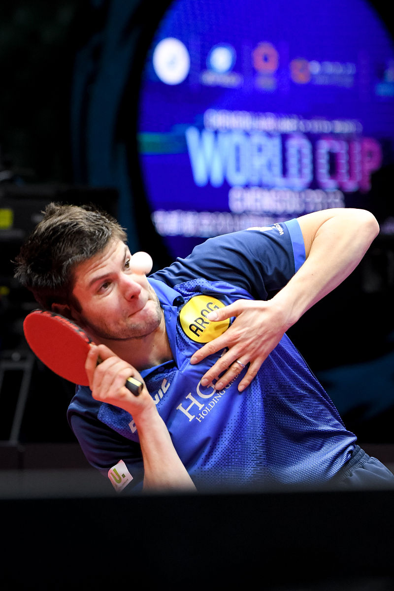 包含法国乒乓球队险胜瑞典乒乓球队，奥恰洛夫打破历史纪录的词条