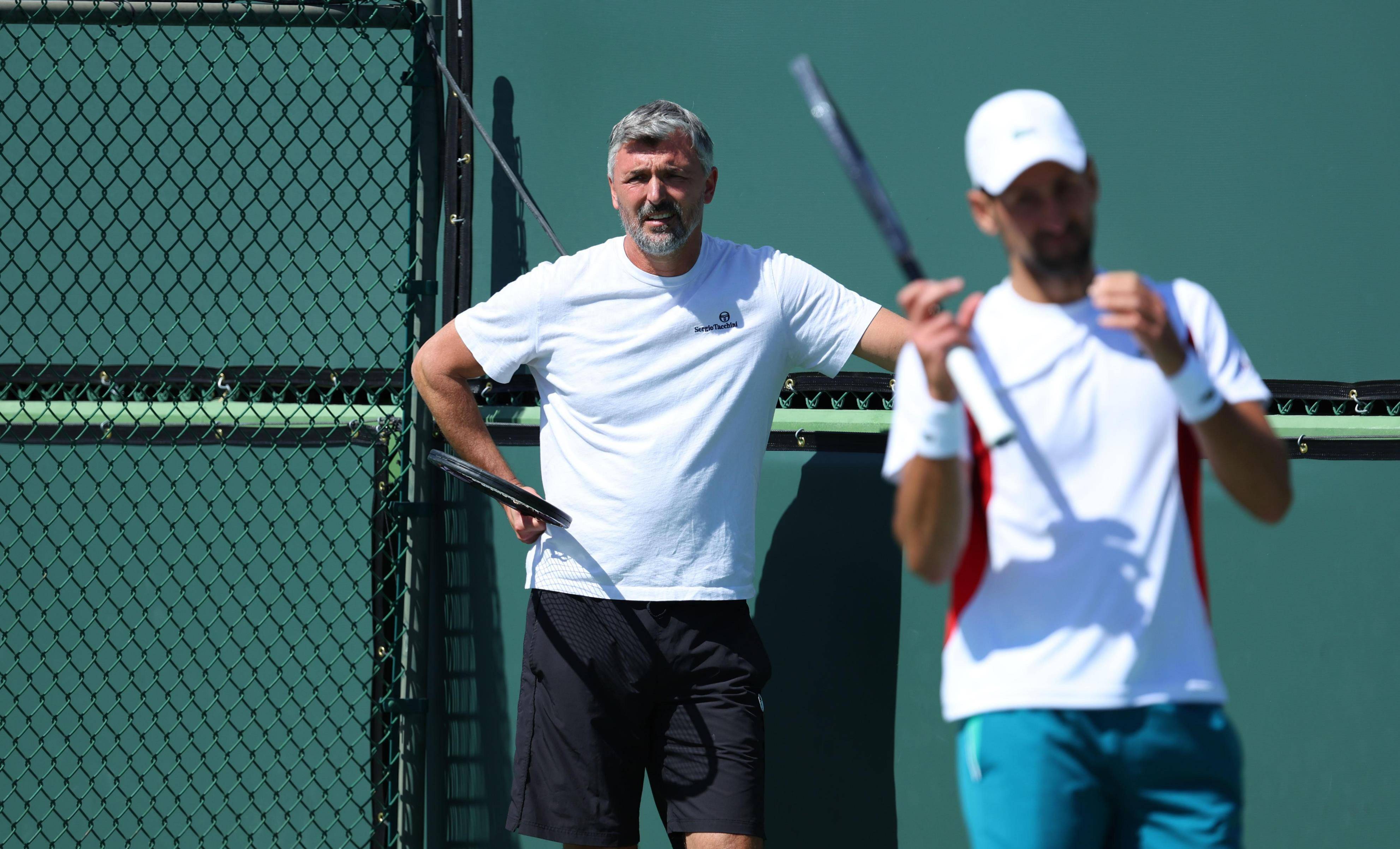 欧洲网球队翻盘西班牙网球队，德约科维奇统治全场的简单介绍