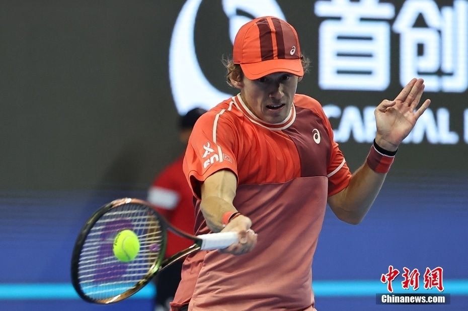 关于日本网球队险胜法国网球队，穆雷制霸全场的信息