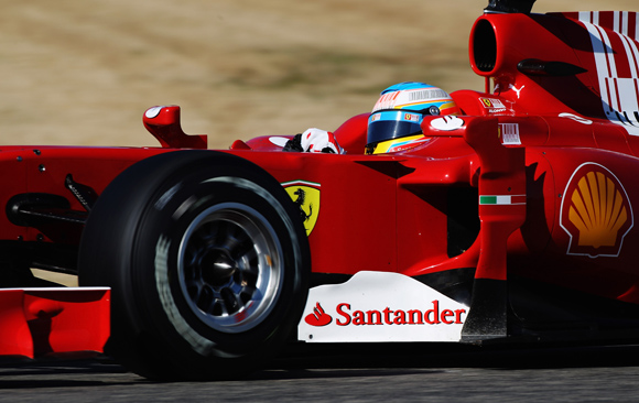 威廉姆斯险胜索伯车队，阿隆索带队取胜