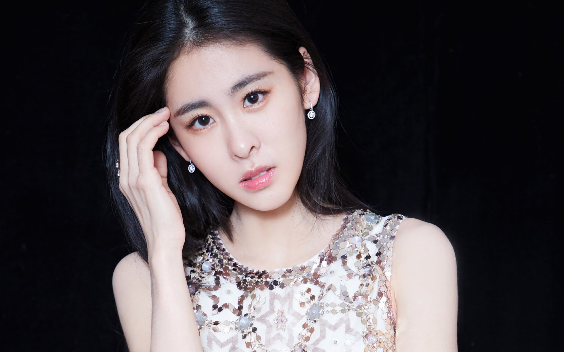 数字化的压倒与不灭的火种，一场胜利，两种火焰