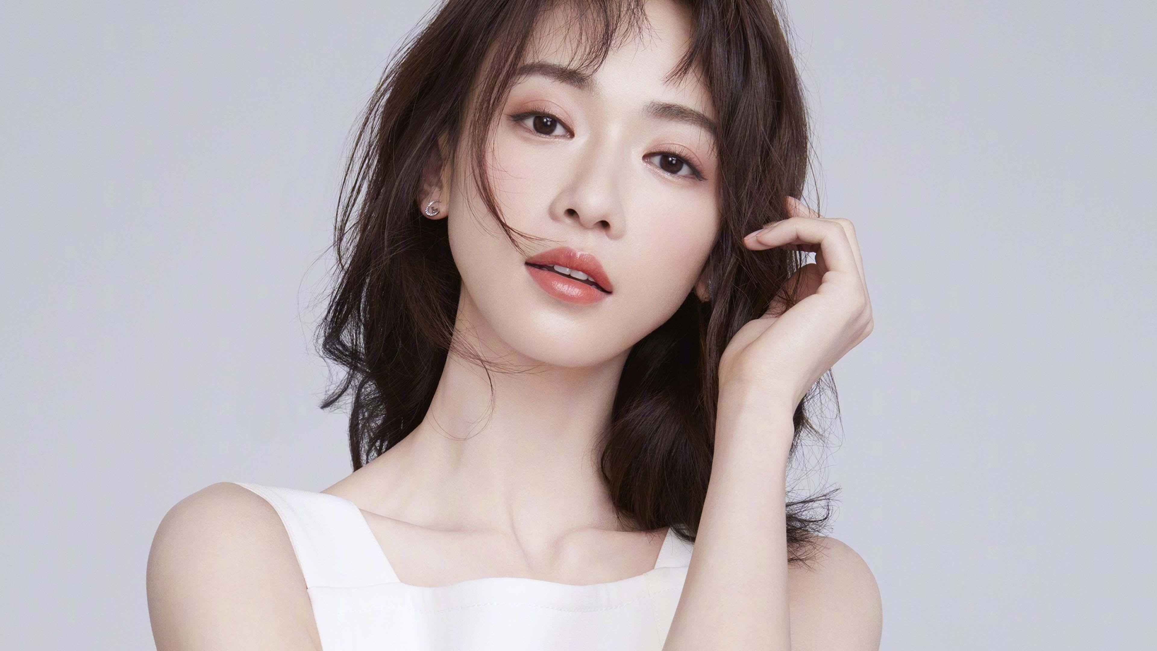 钢铁碾压美学，米切尔用独行侠气质强压76人