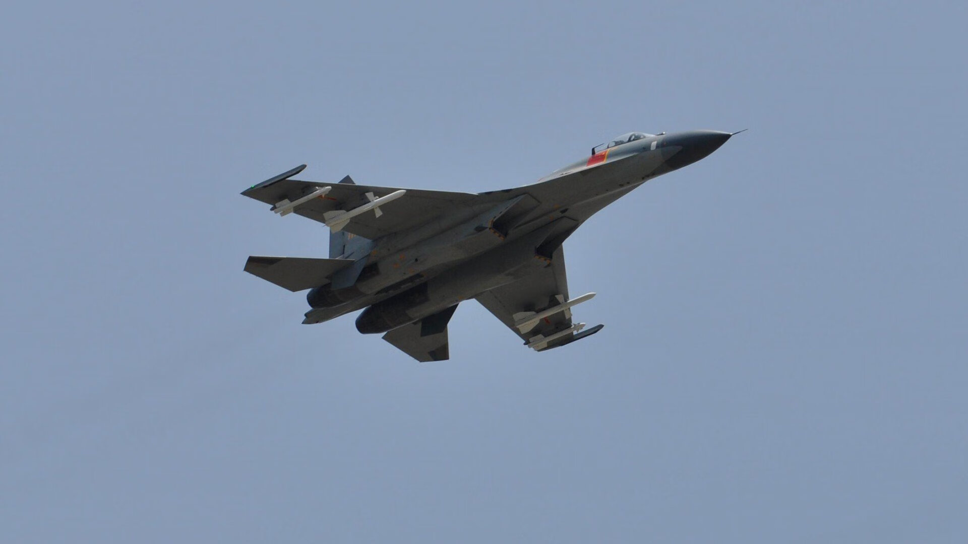 玻利维亚高原的足球魔法，马黛茶与采石场的胜利