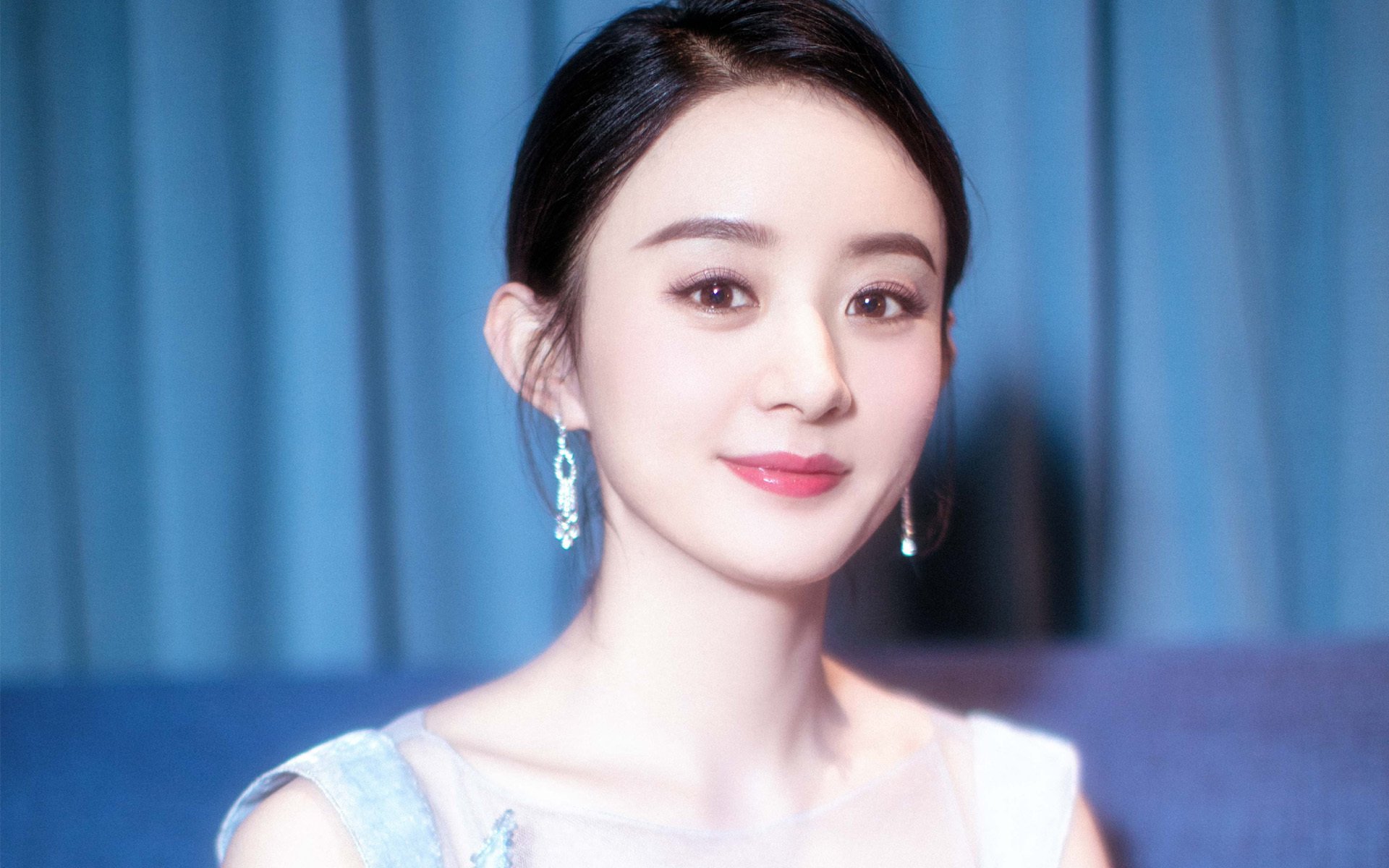 跨界对决，广东队轻取雷霆，詹姆斯关键先生定乾坤