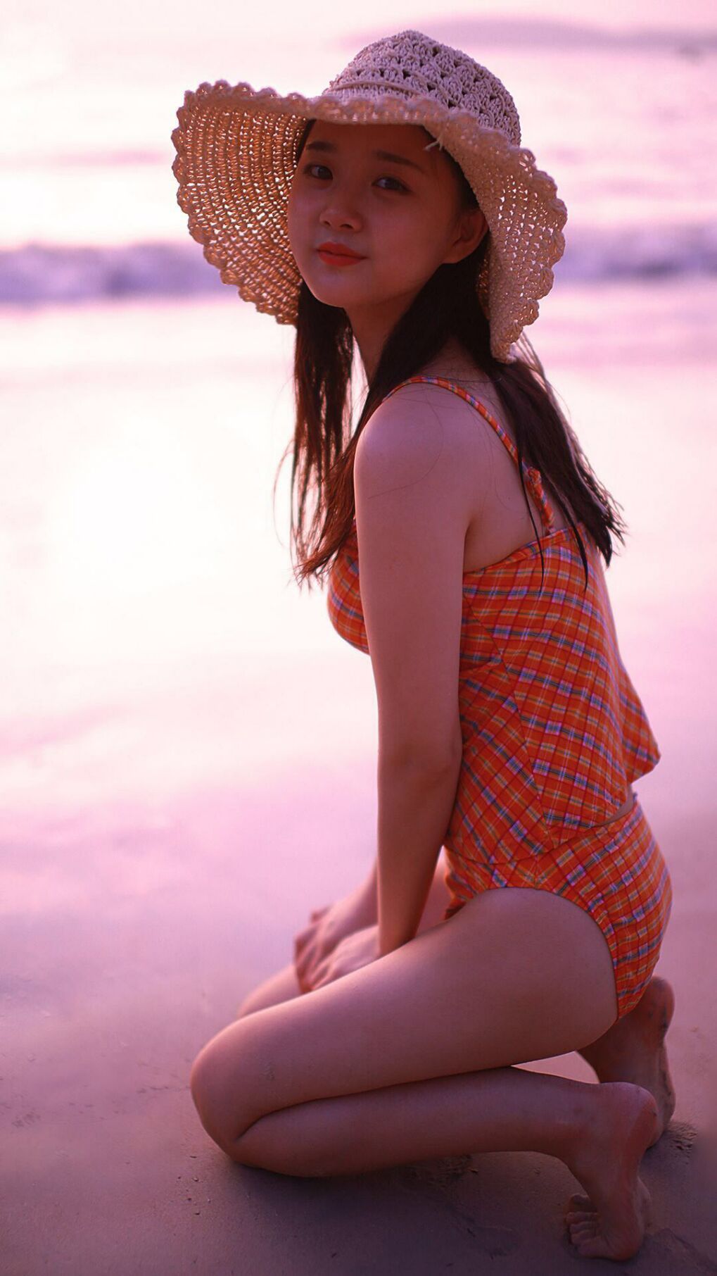 跨时空对决，伦纳德状态火热，辽宁男篮冲击波冲垮卫冕冠军掘金